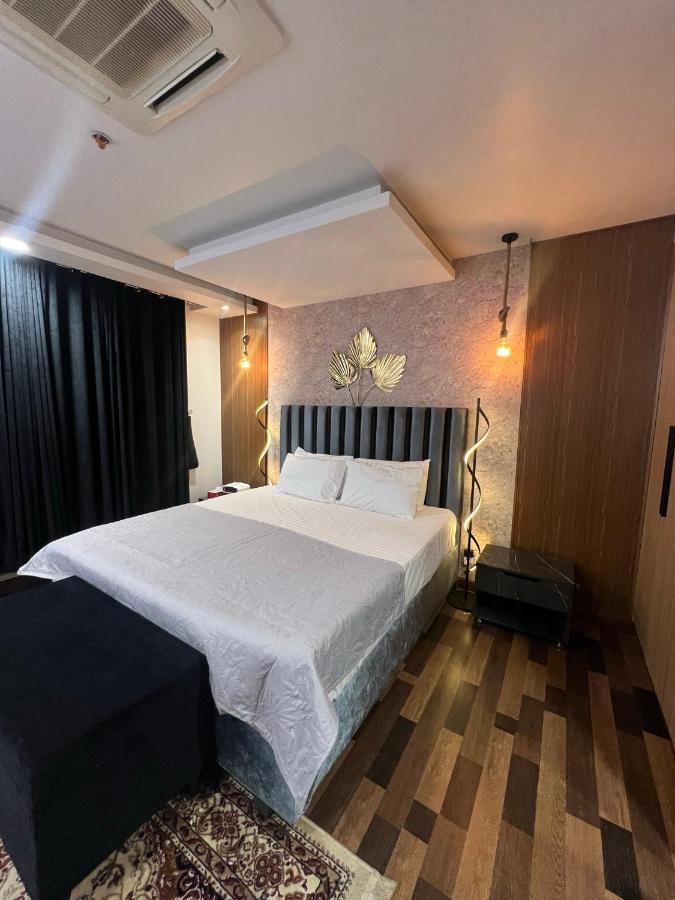 Sunset Luxury Gold Crest Mall Residency 라호르 외부 사진