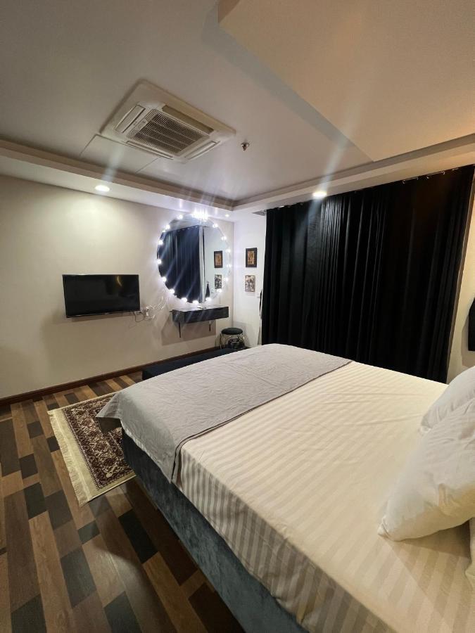 Sunset Luxury Gold Crest Mall Residency 라호르 외부 사진